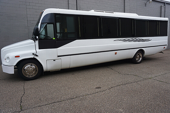 34 passenger bus exterior